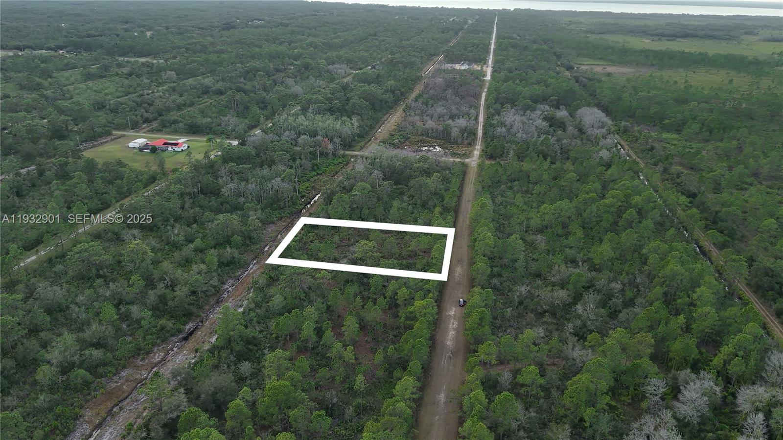 215 Ixora Dr Other, FL 33855