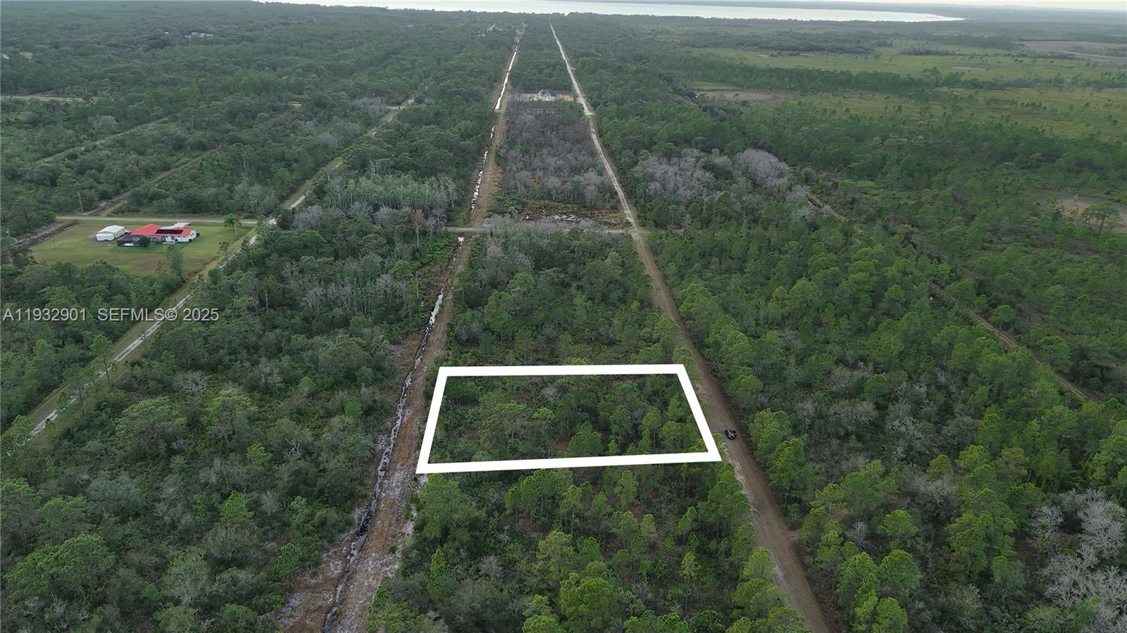 215 Ixora Dr Other, FL 33855