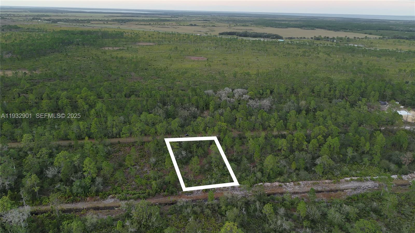 215 Ixora Dr Other, FL 33855