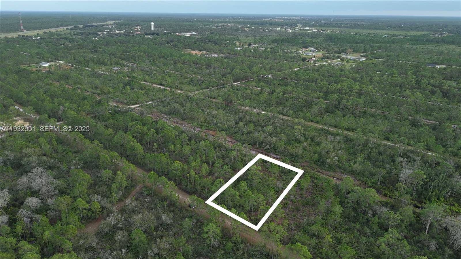 215 Ixora Dr Other, FL 33855