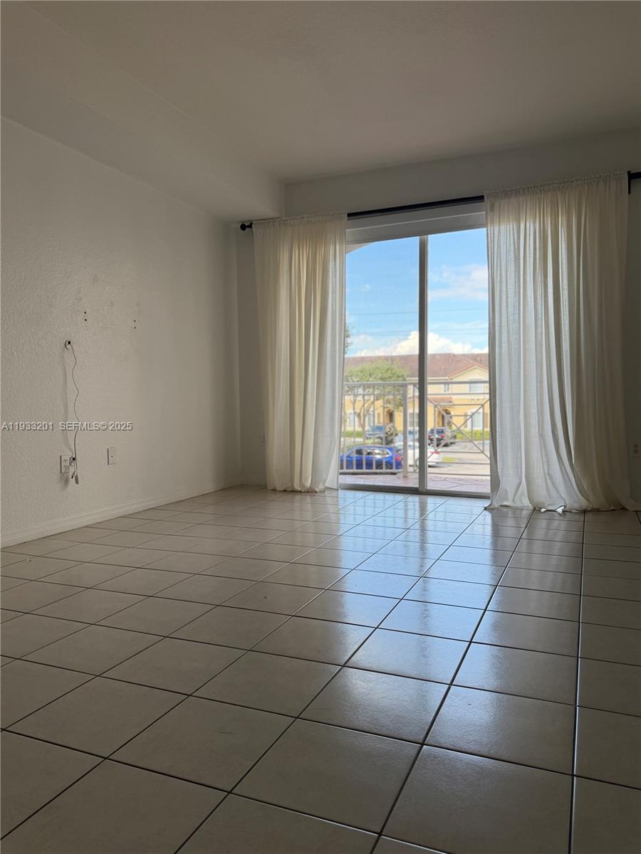 8854 W Flagler St #210 Miami, FL 33174