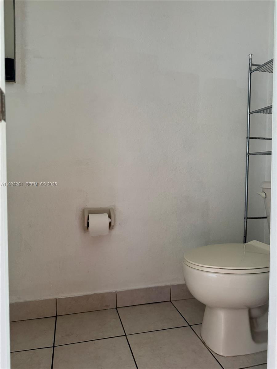 8854 W Flagler St #210 Miami, FL 33174