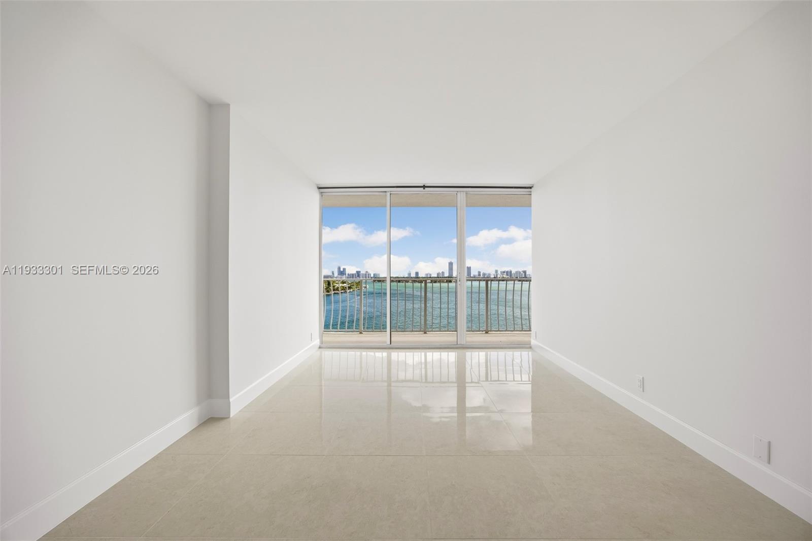 7601 E Treasure Dr #1119 North Bay Village, FL 33141