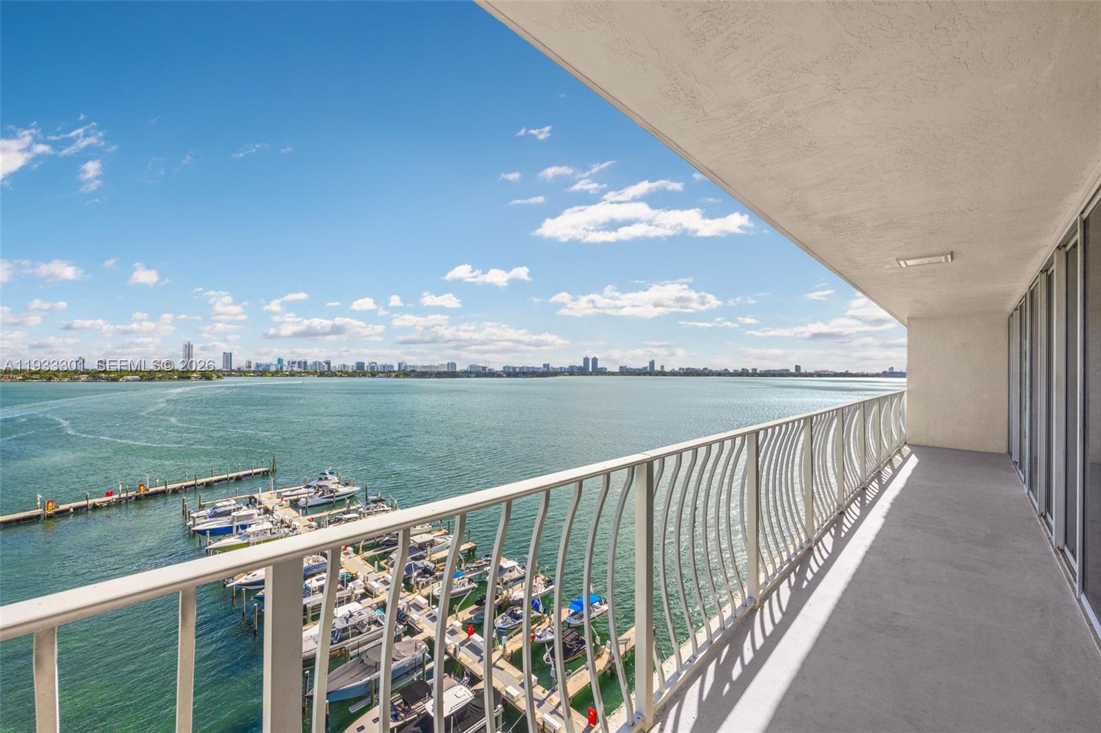 7601 E Treasure Dr #1119 North Bay Village, FL 33141