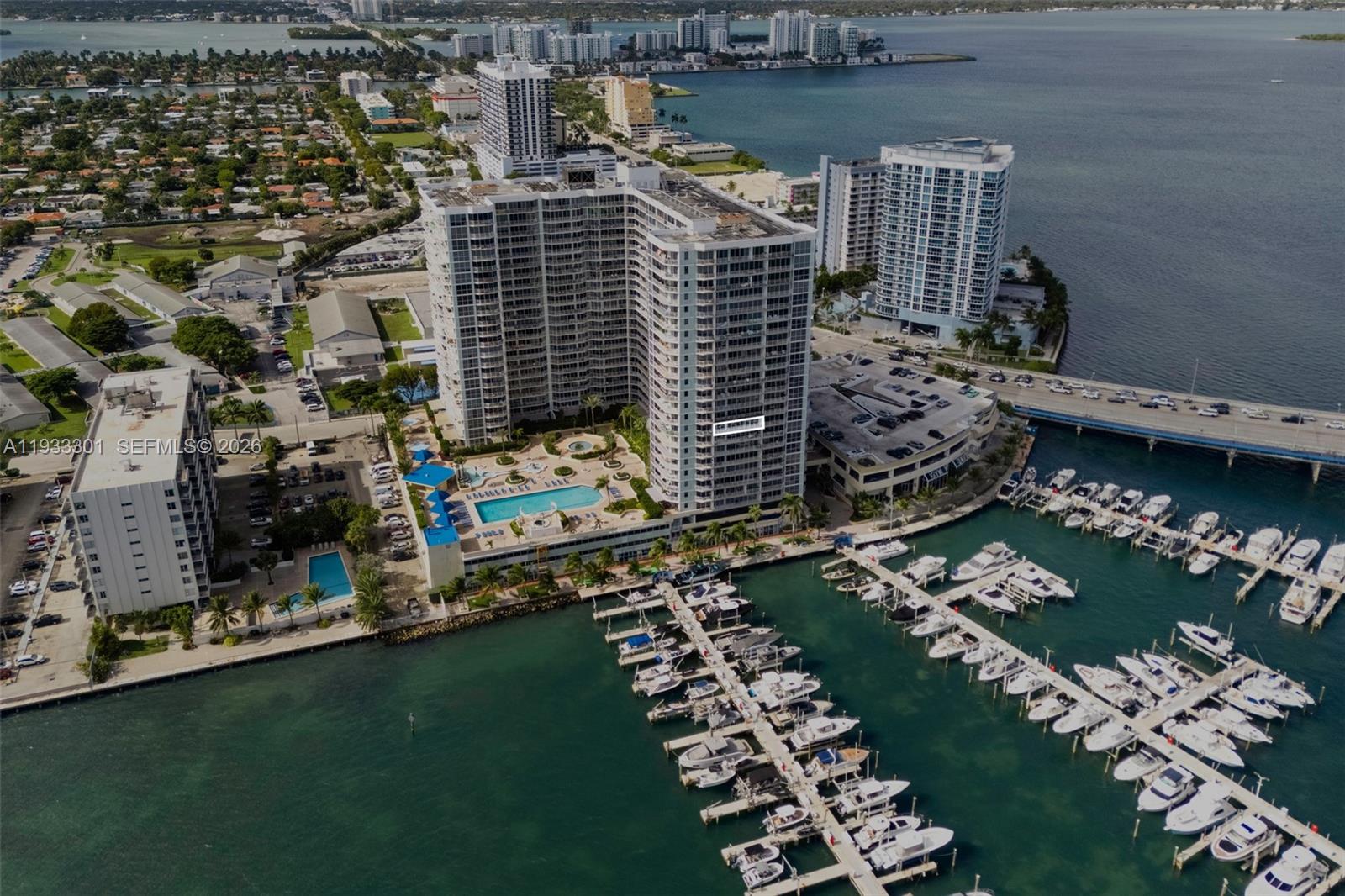 7601 E Treasure Dr #1119 North Bay Village, FL 33141