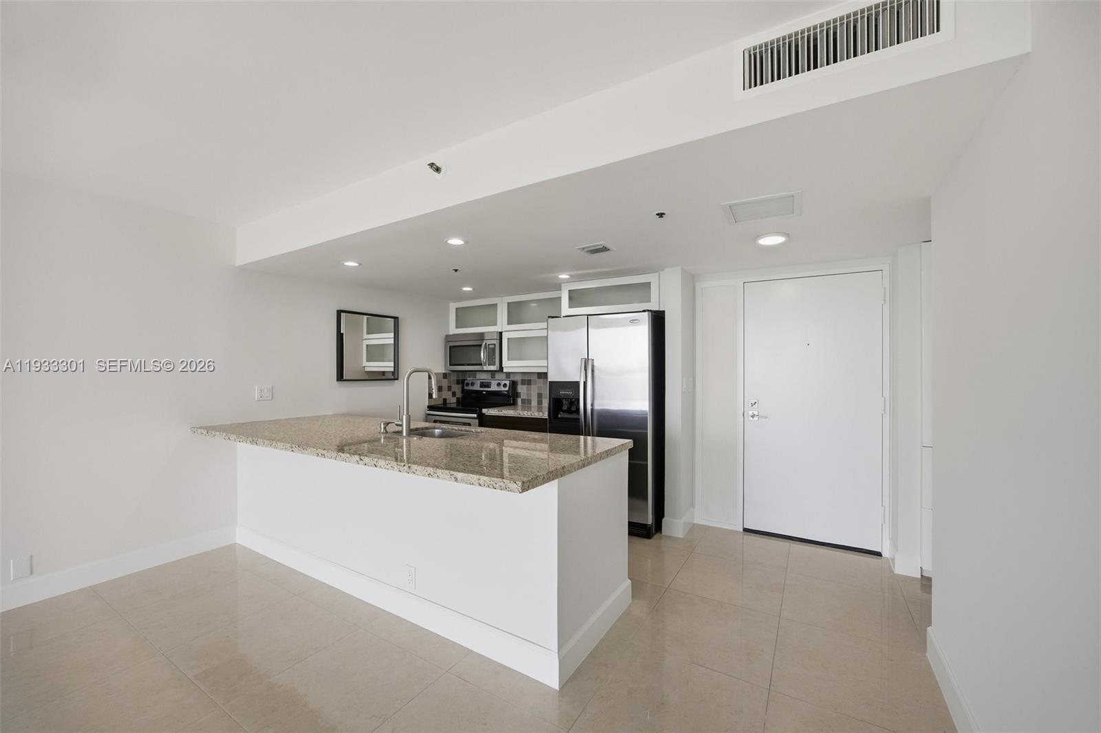 7601 E Treasure Dr #1119 North Bay Village, FL 33141