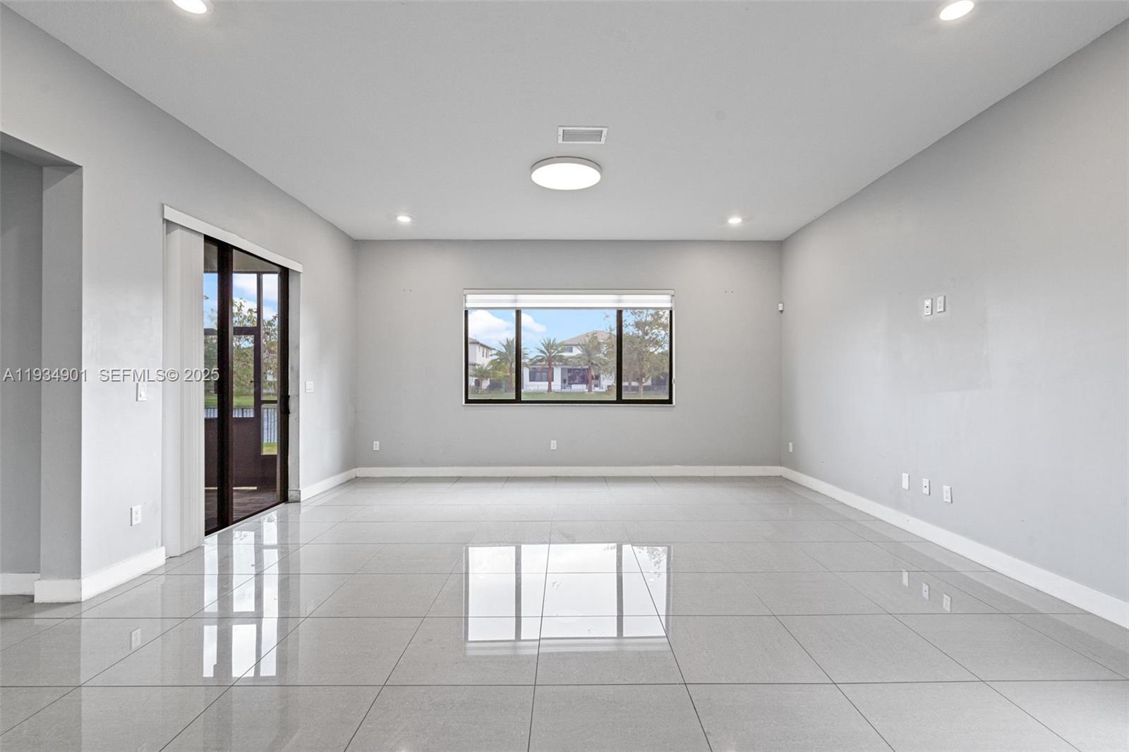 10870 Shore St Parkland, FL 33076