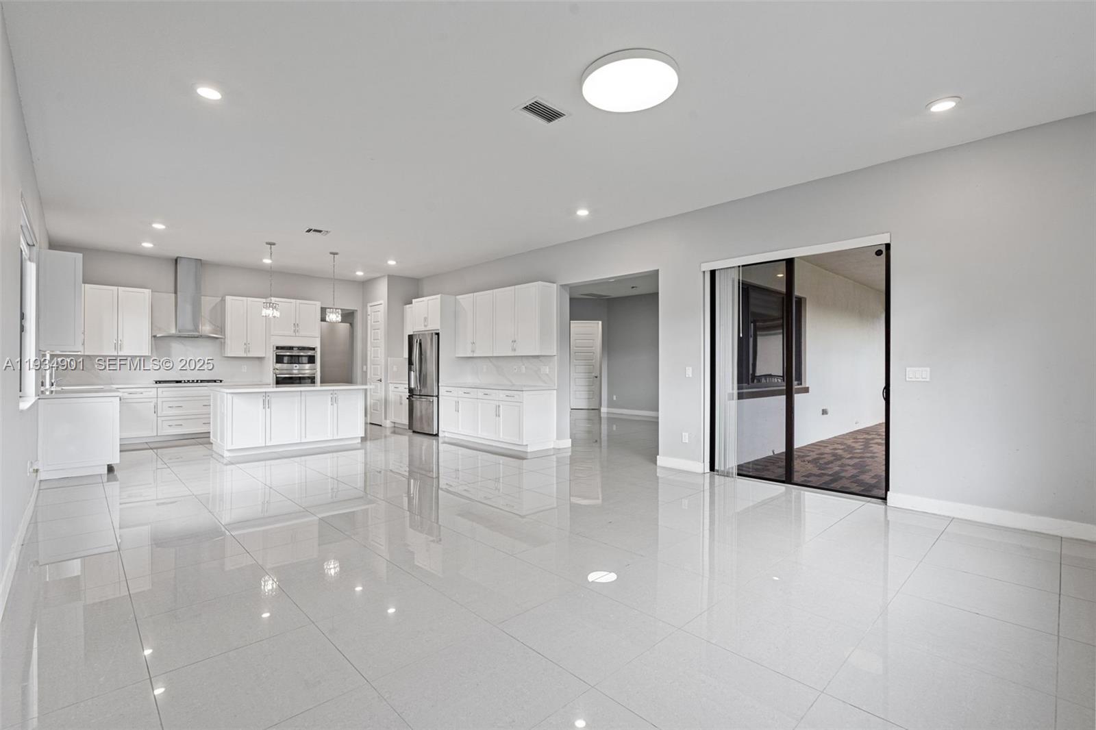 10870 Shore St Parkland, FL 33076