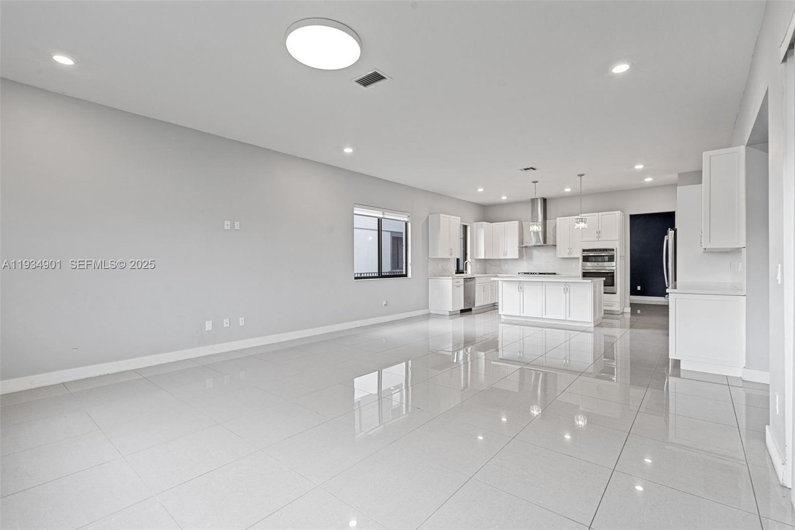 10870 Shore St Parkland, FL 33076