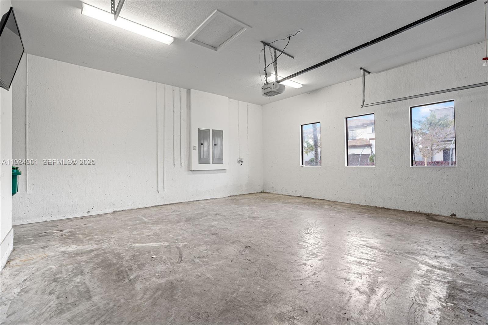 10870 Shore St Parkland, FL 33076