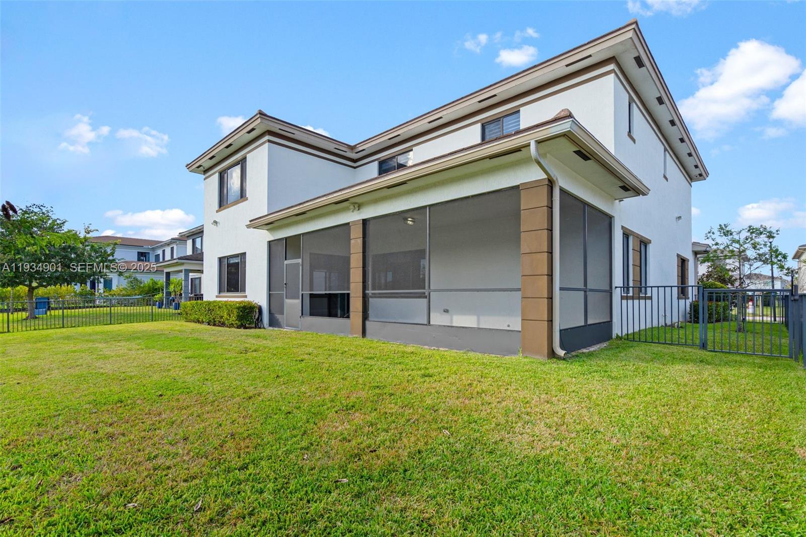 10870 Shore St Parkland, FL 33076