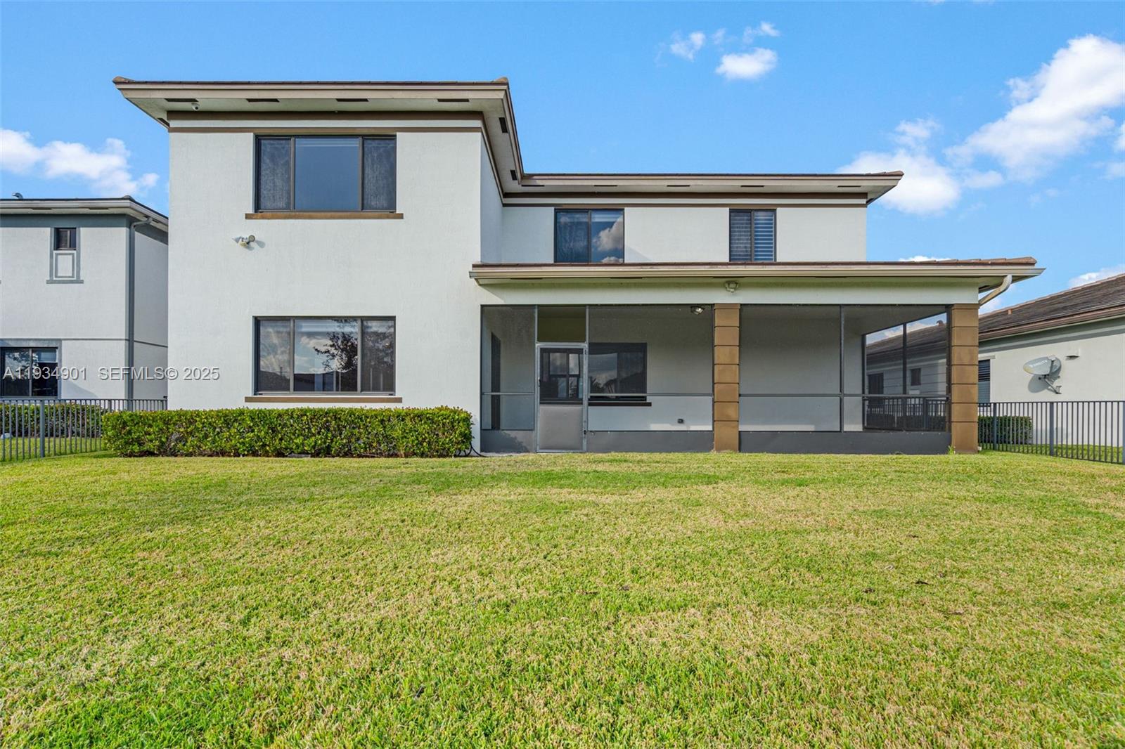 10870 Shore St Parkland, FL 33076