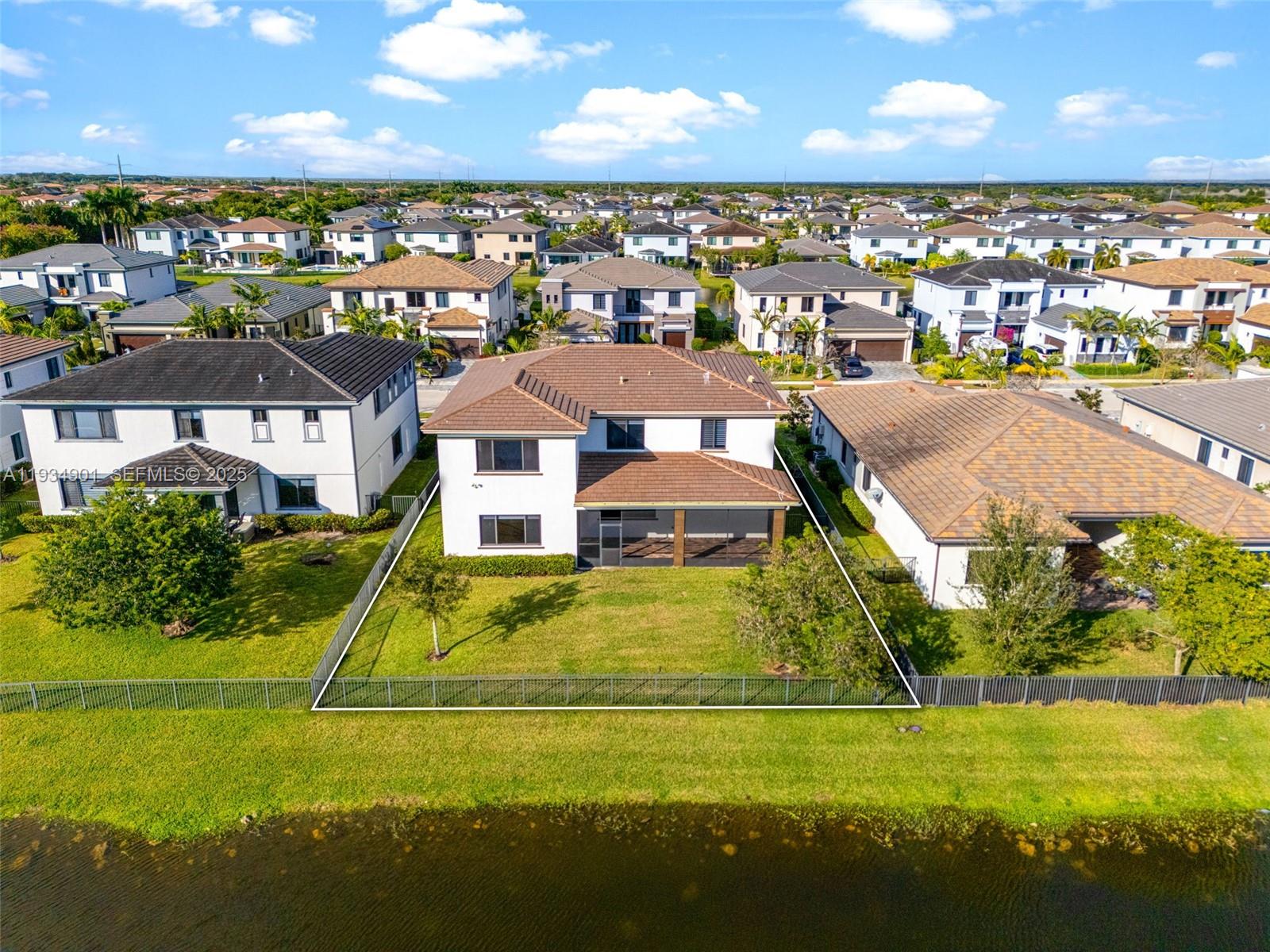 10870 Shore St Parkland, FL 33076