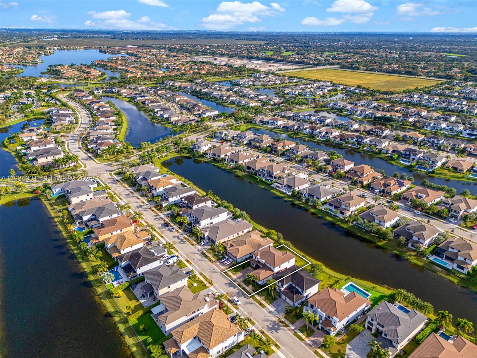 10870 Shore St Parkland, FL 33076