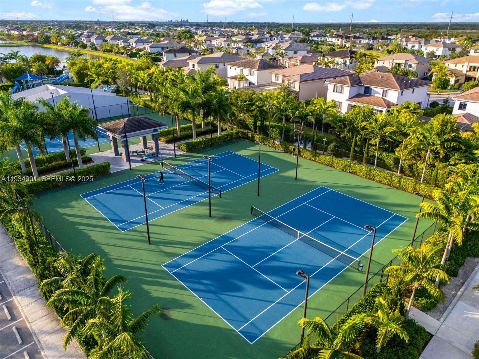 10870 Shore St Parkland, FL 33076