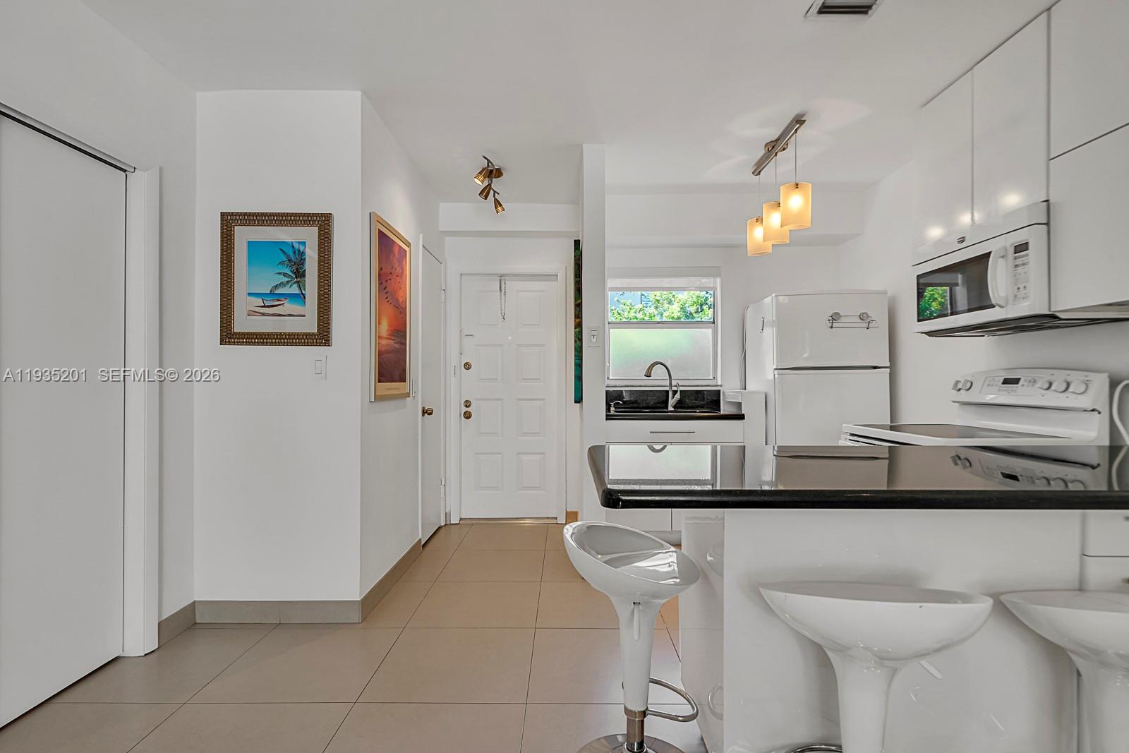 798 Crandon Blvd #16-C Key Biscayne, FL 33149