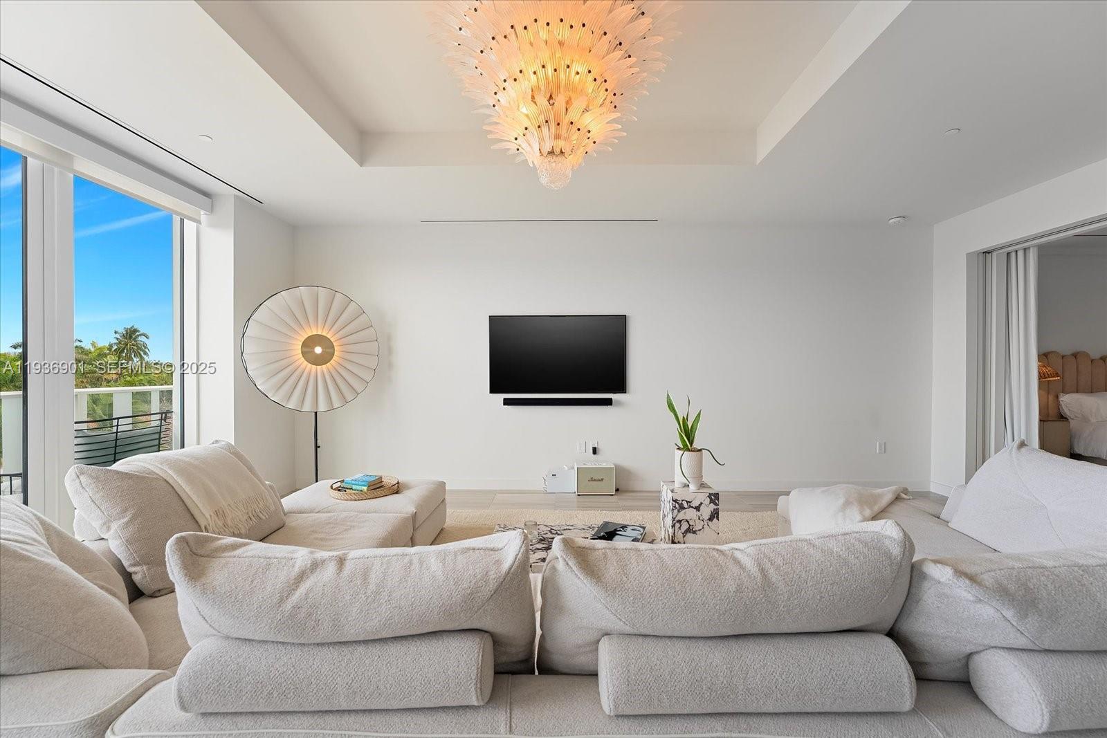 image Ritz-Carlton Residences Miami Beach15