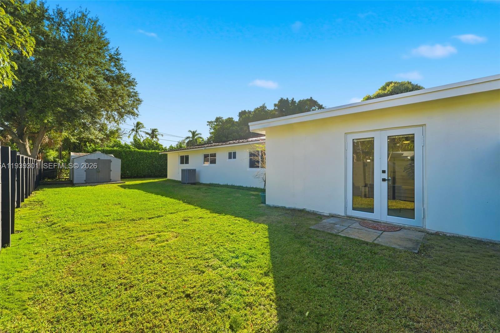 13225 SW 83rd Ct Pinecrest, FL 33156