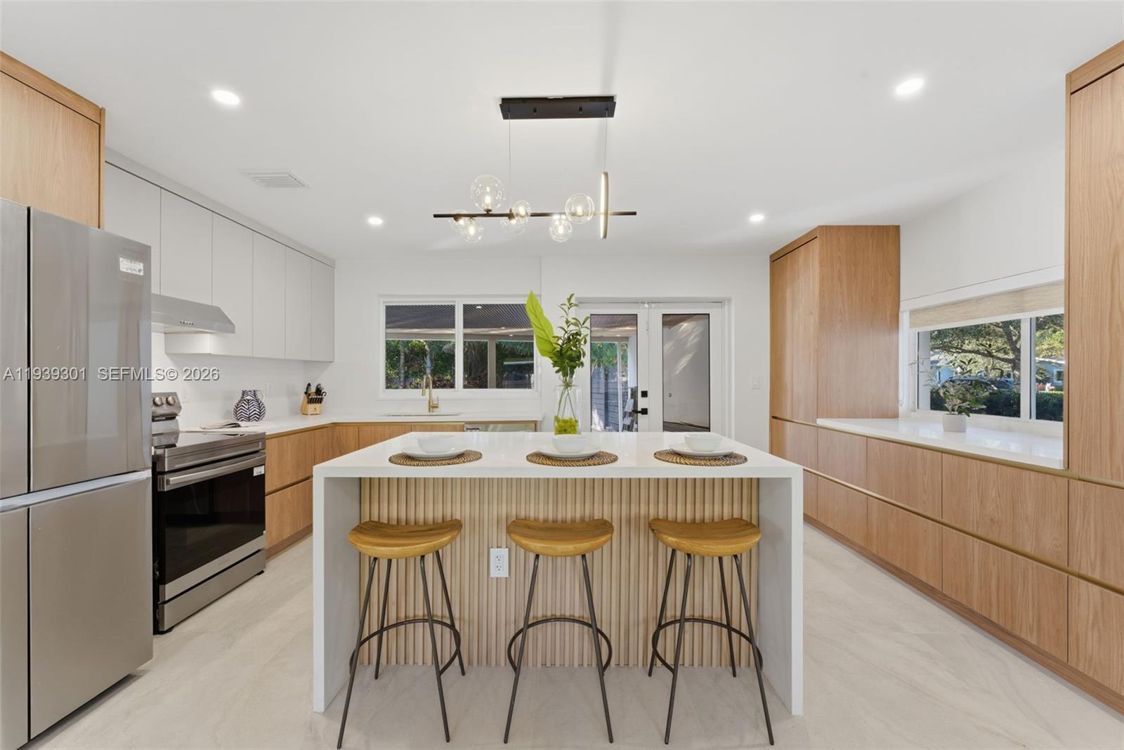 13225 SW 83rd Ct Pinecrest, FL 33156