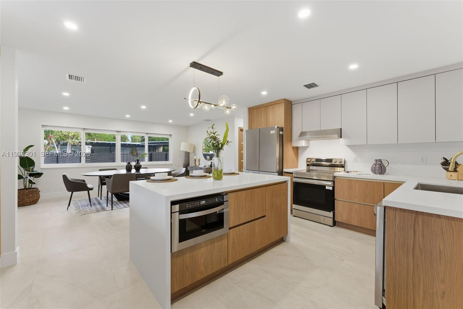 13225 SW 83rd Ct Pinecrest, FL 33156