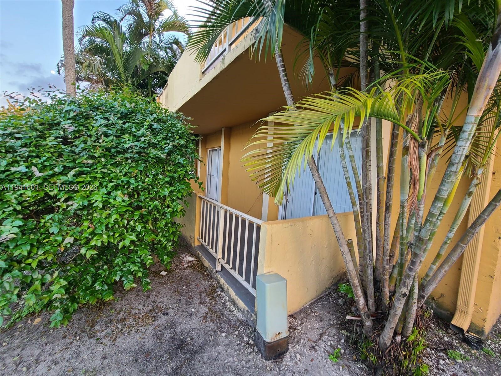 18111 NW 68th Ave #G106 Hialeah, FL 33015