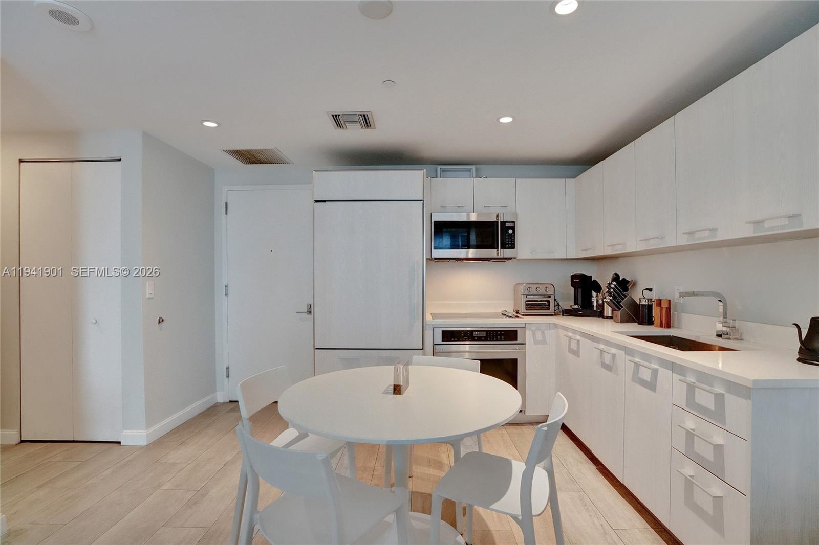 image Brickell Heights11