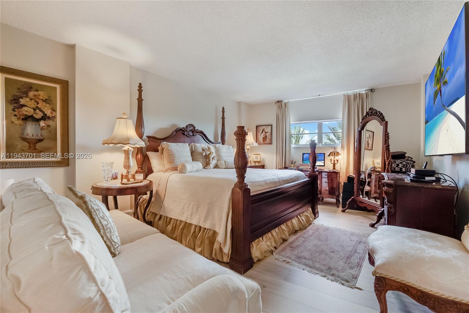 90 Edgewater Dr #501 Coral Gables, FL 33133