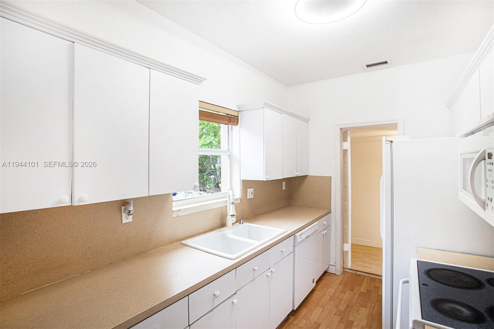 236 SW 28th Rd Miami, FL 33129