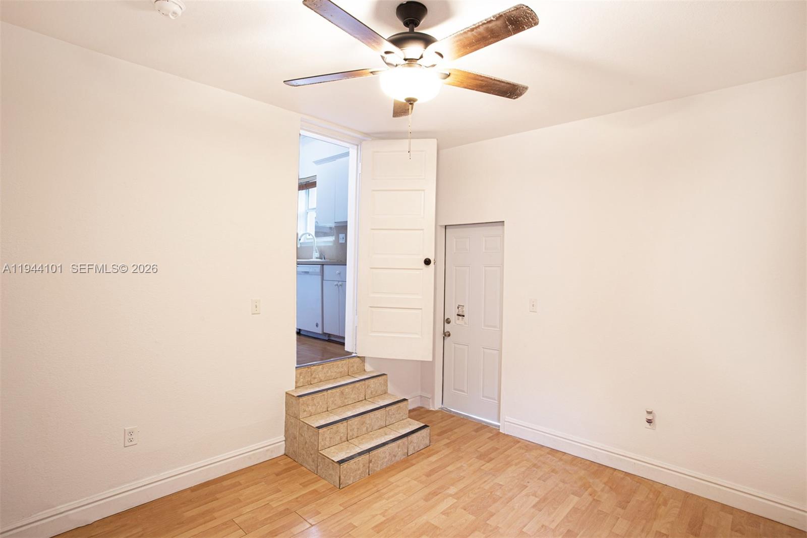 236 SW 28th Rd Miami, FL 33129