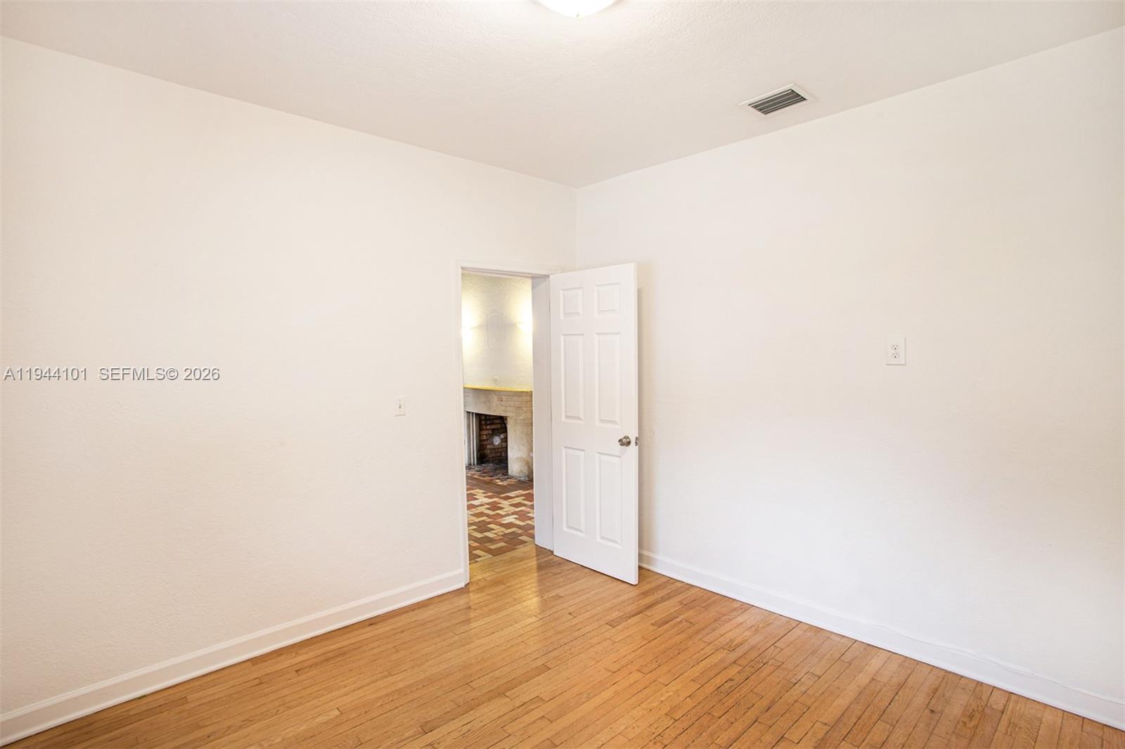 236 SW 28th Rd Miami, FL 33129