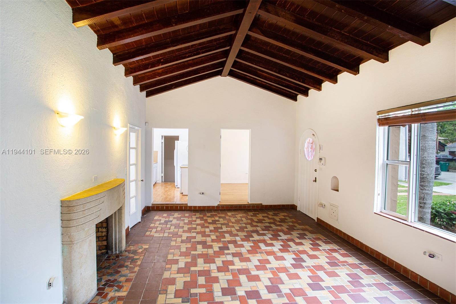 236 SW 28th Rd Miami, FL 33129