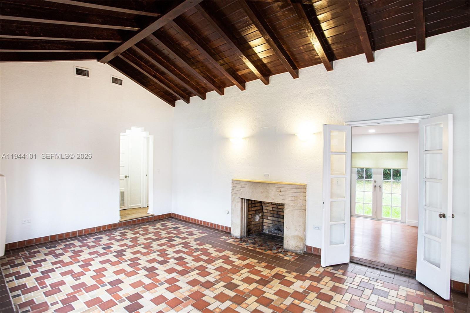 236 SW 28th Rd Miami, FL 33129