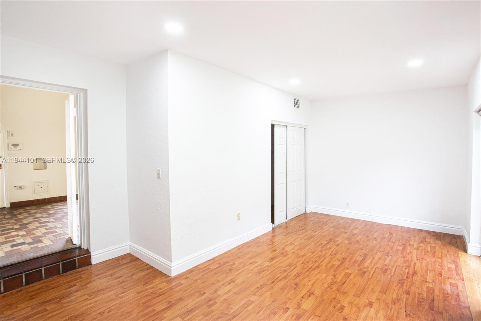 236 SW 28th Rd Miami, FL 33129