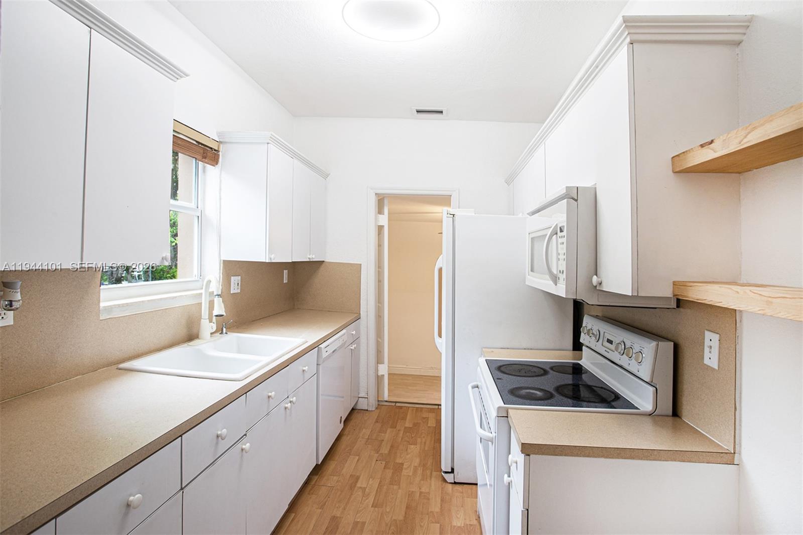 236 SW 28th Rd Miami, FL 33129