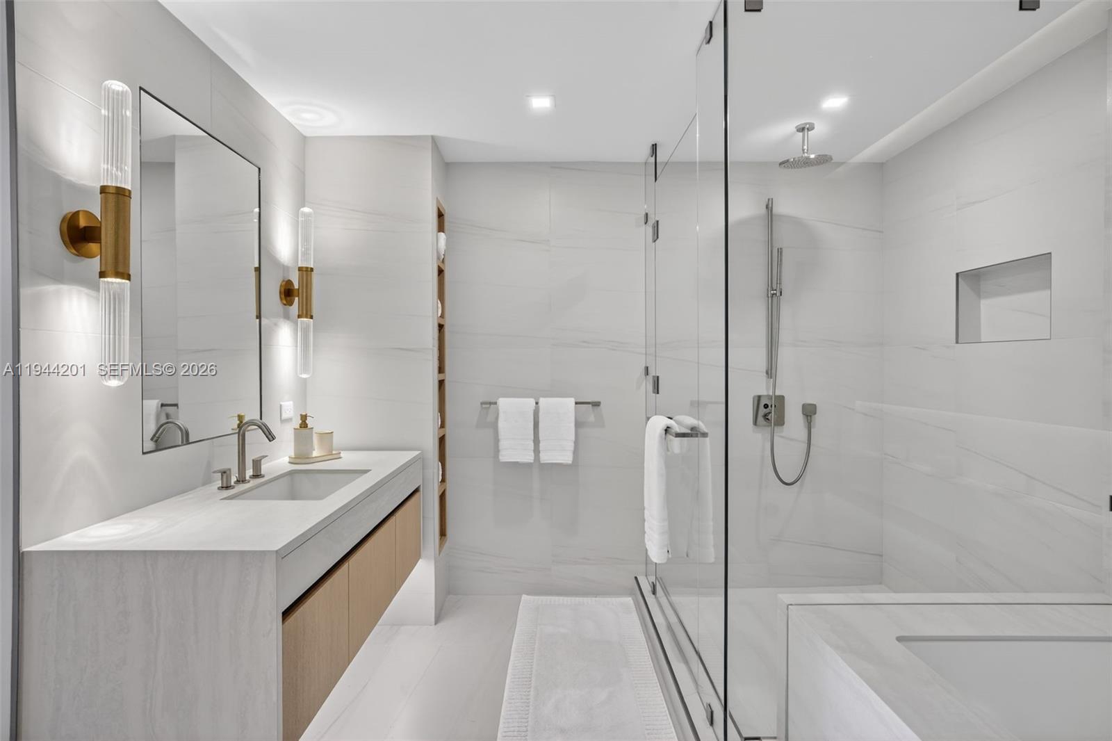 900 N Ocean Blvd #906 Pompano Beach, FL 33062