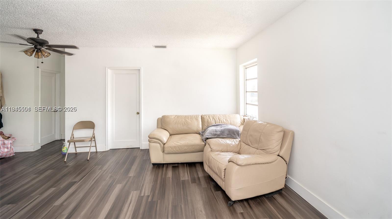 2331 NW 14th St Miami, FL 33125