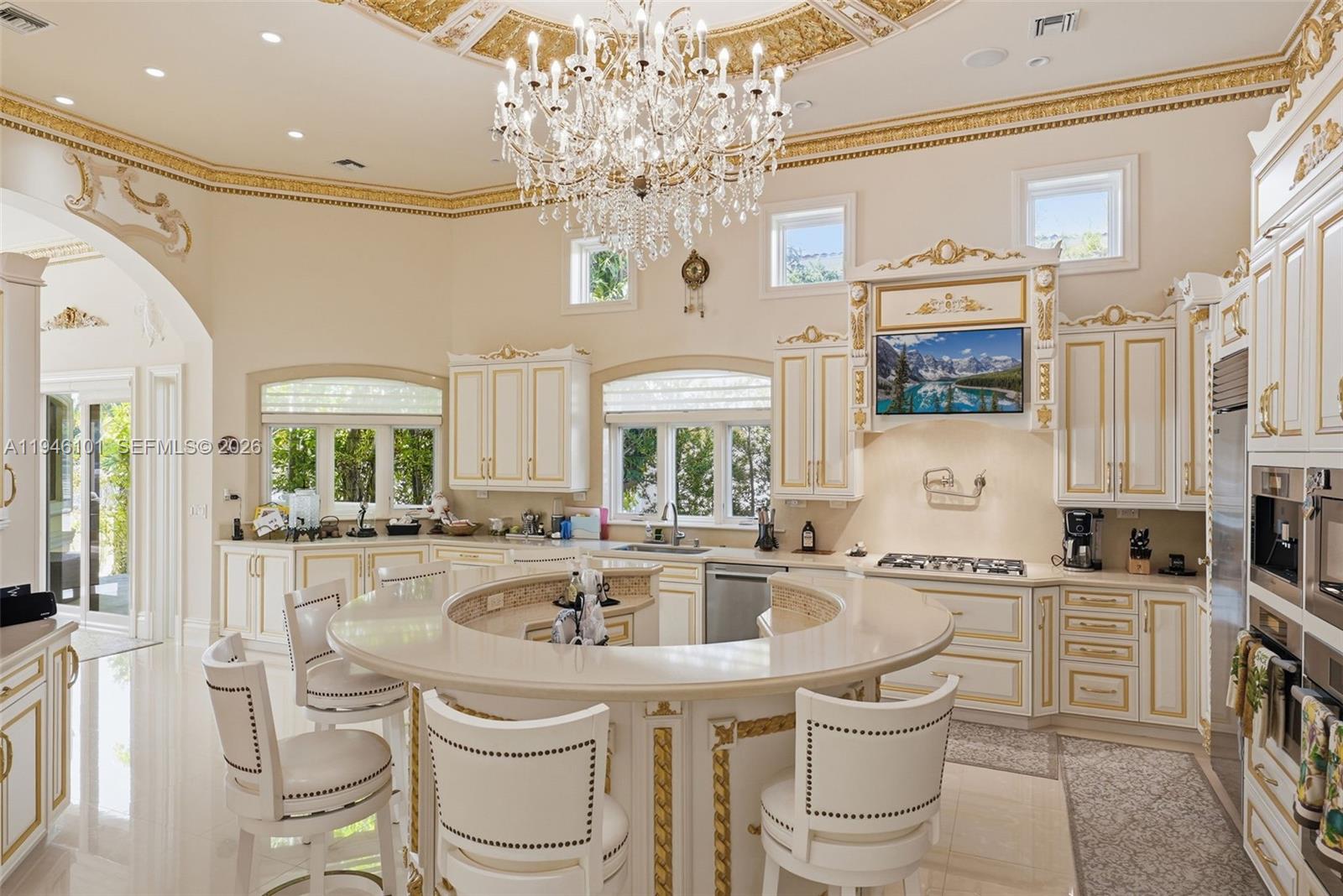 680 Golden Bch Dr Golden Beach, FL 33160