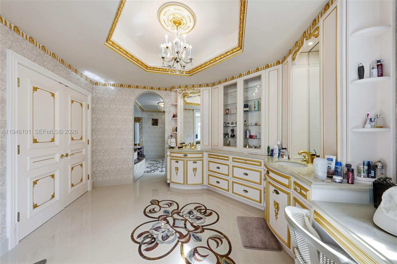 680 Golden Bch Dr Golden Beach, FL 33160