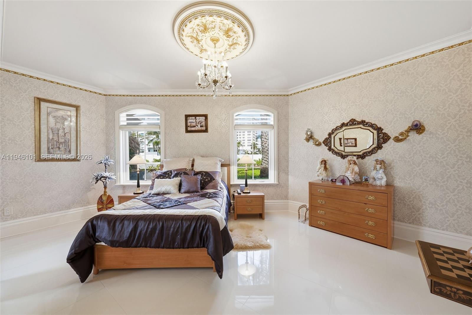 680 Golden Bch Dr Golden Beach, FL 33160