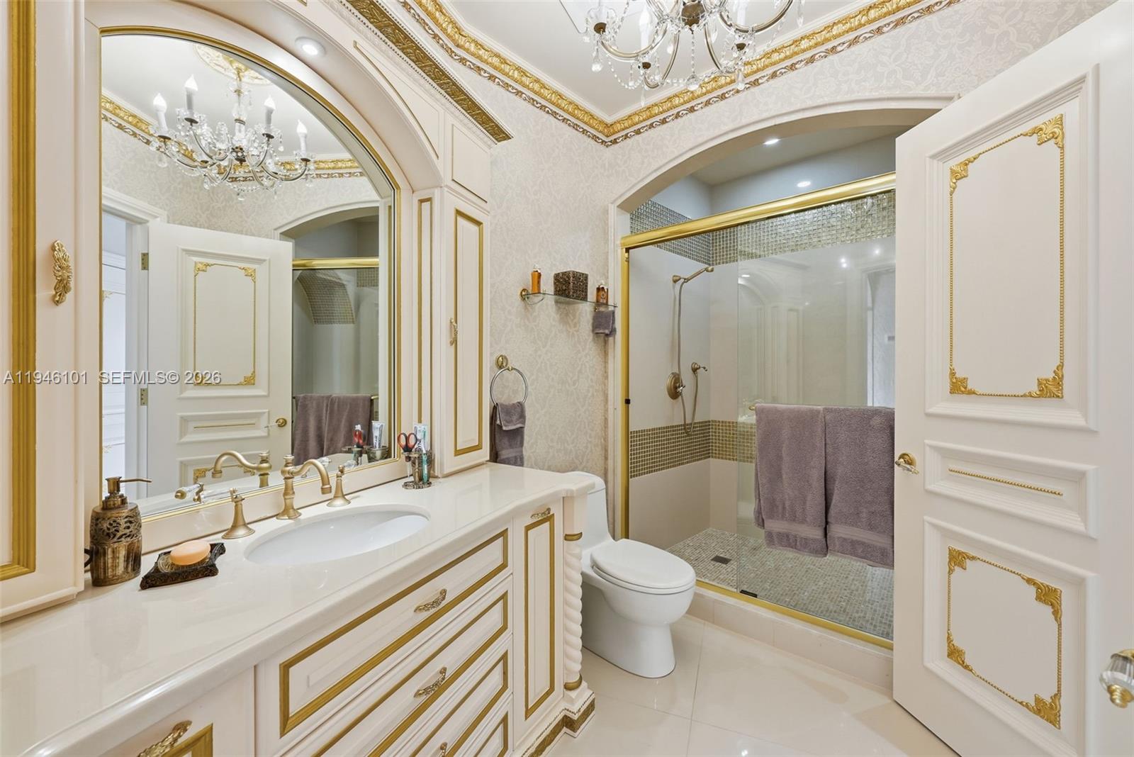 680 Golden Bch Dr Golden Beach, FL 33160