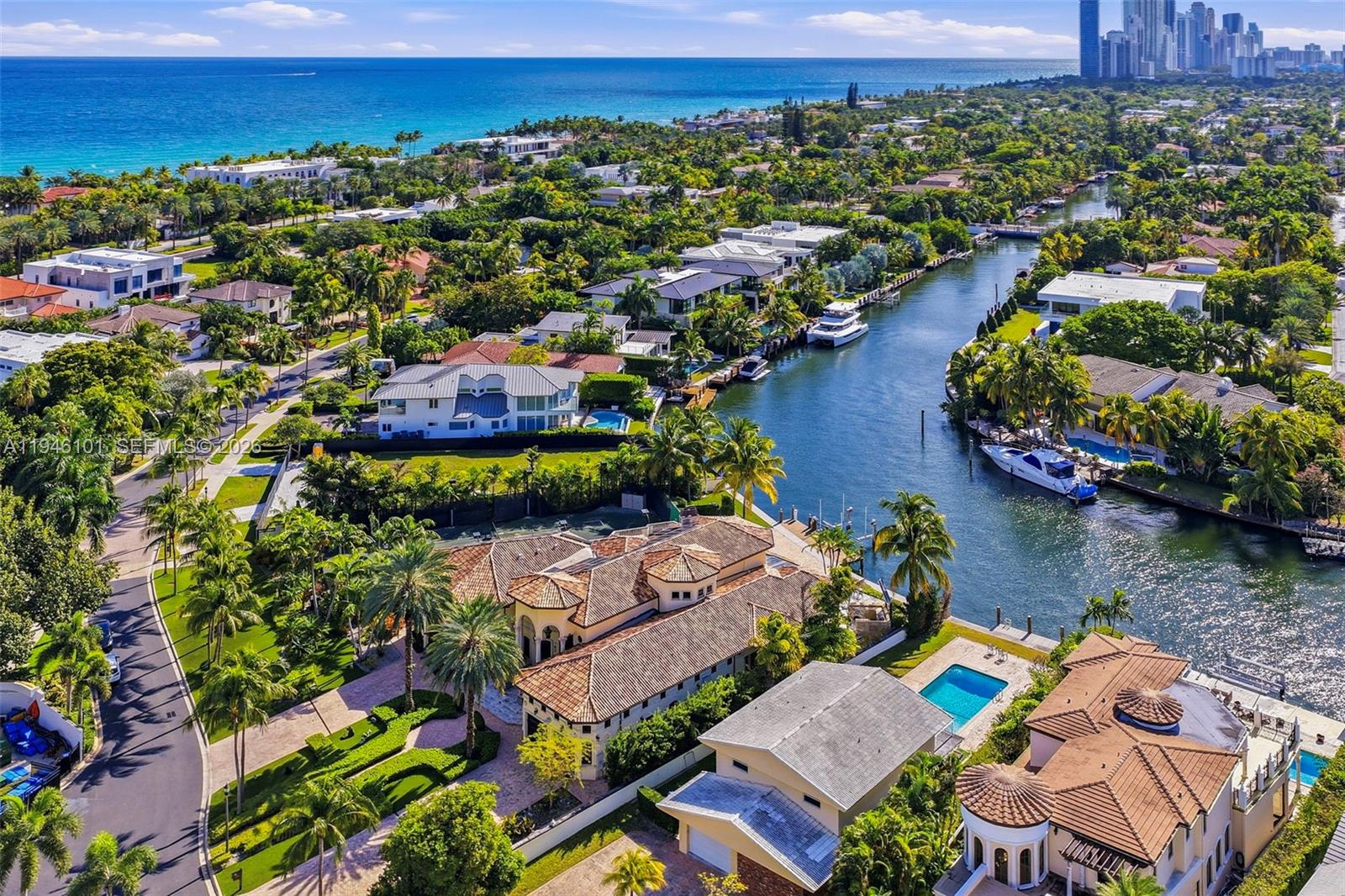 680 Golden Bch Dr Golden Beach, FL 33160