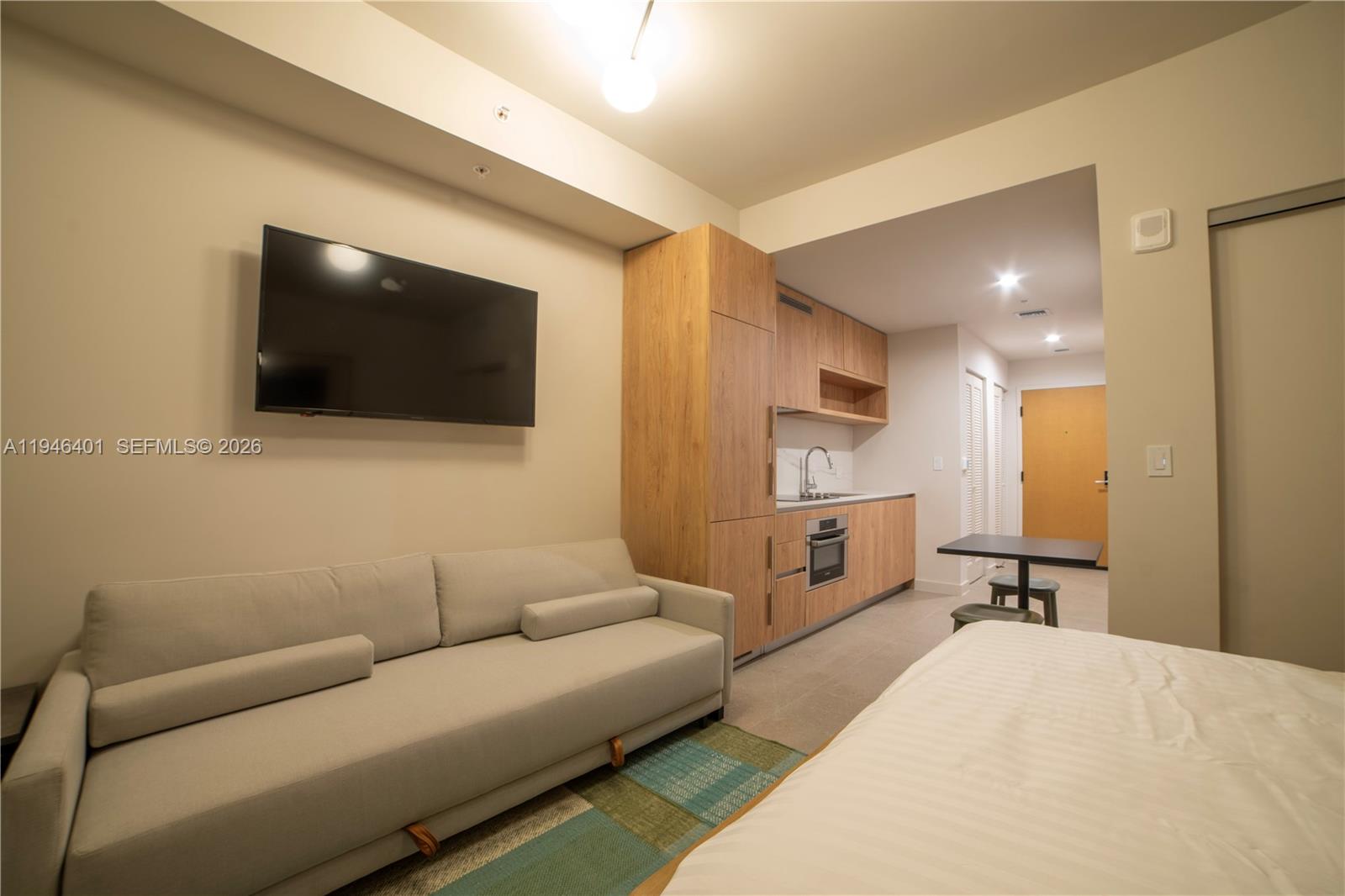 image The Crosby Miami Worldcenter1