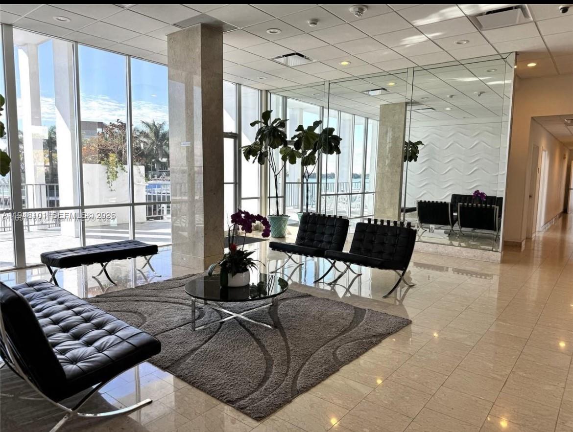 11930 N Bayshore Dr #406 North Miami, FL 33181