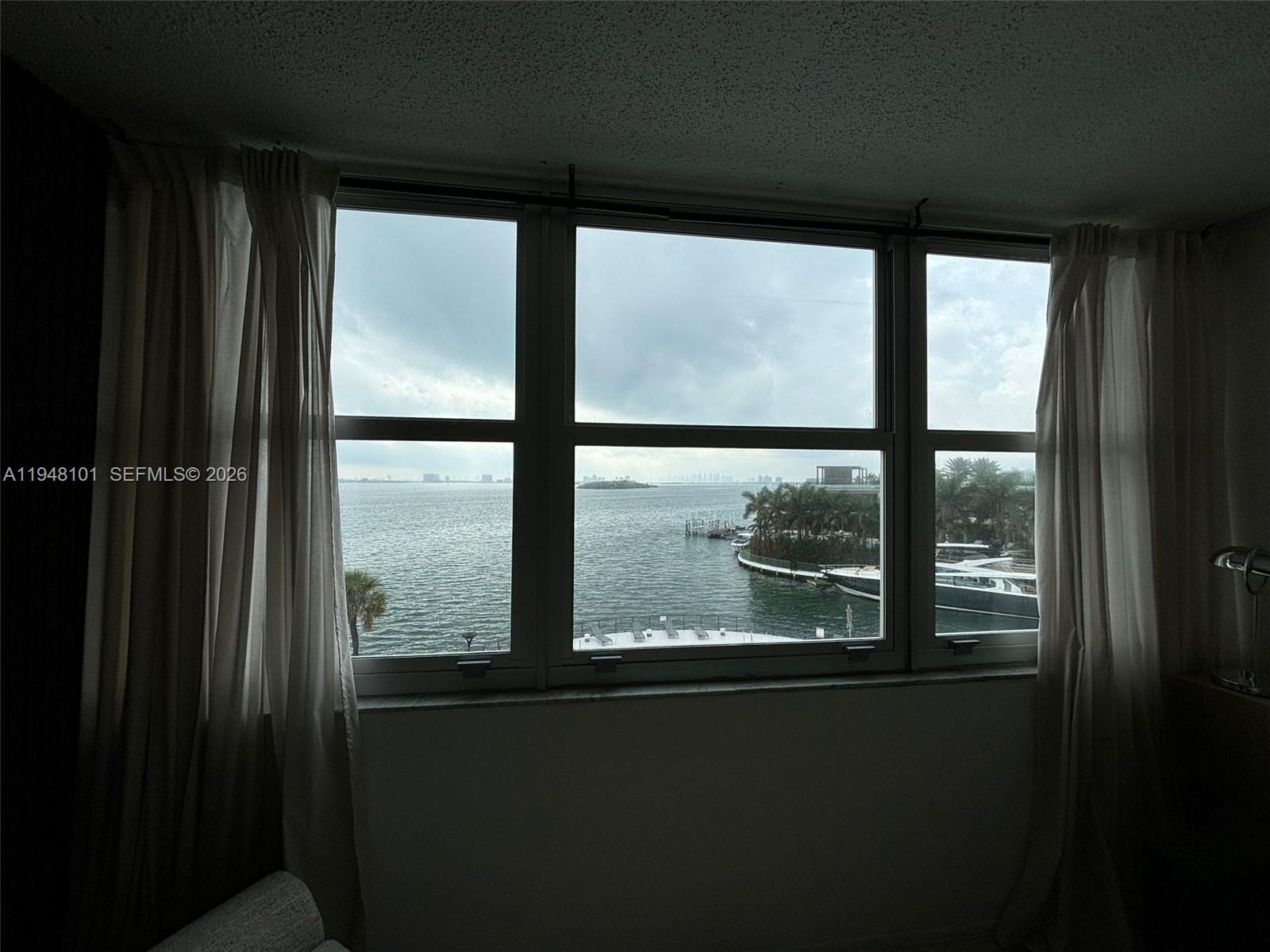 11930 N Bayshore Dr #406 North Miami, FL 33181