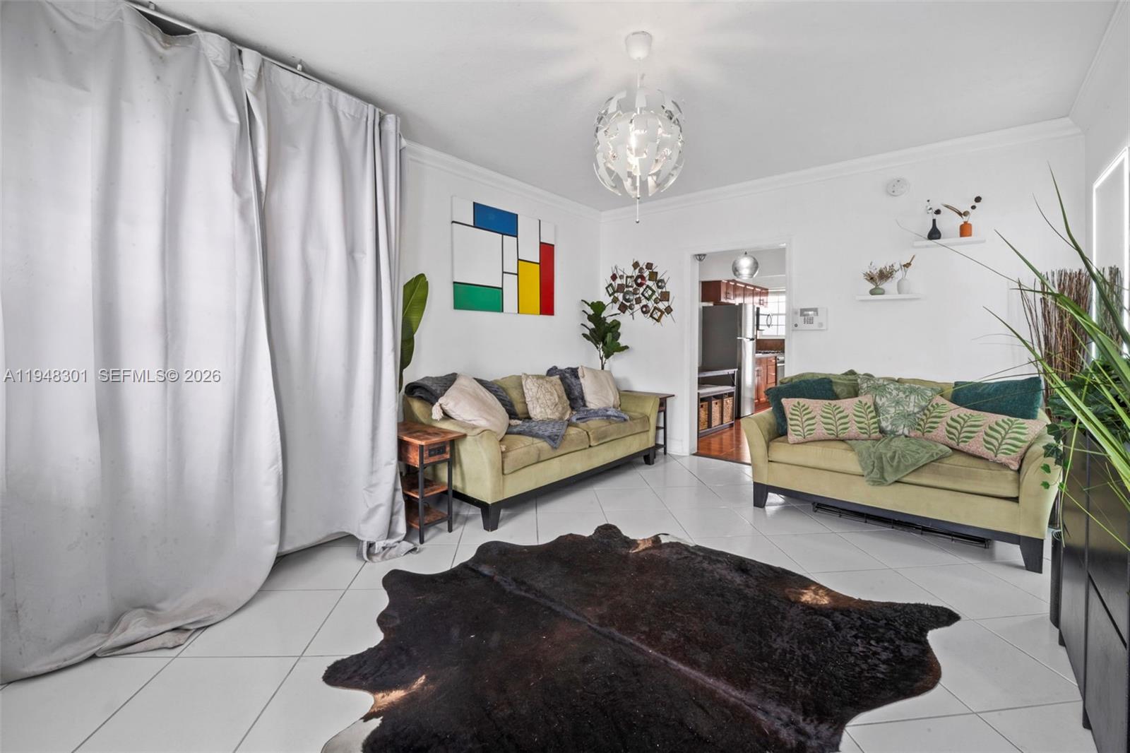 330 74th St #5 Miami Beach, FL 33141