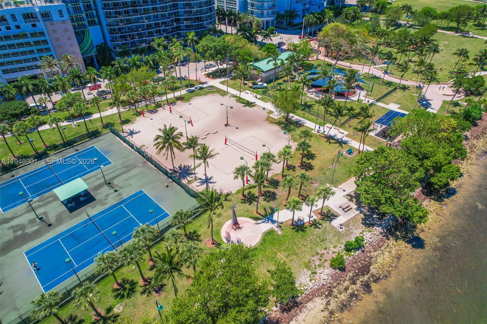 2000 N Bayshore Dr #621 Miami, FL 33137