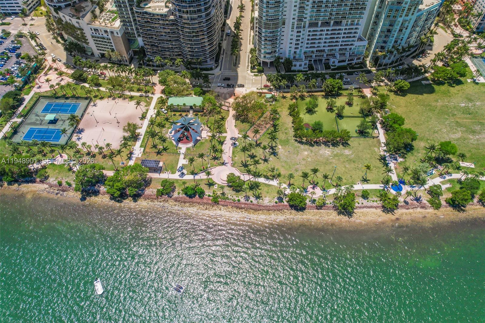 2000 N Bayshore Dr #621 Miami, FL 33137