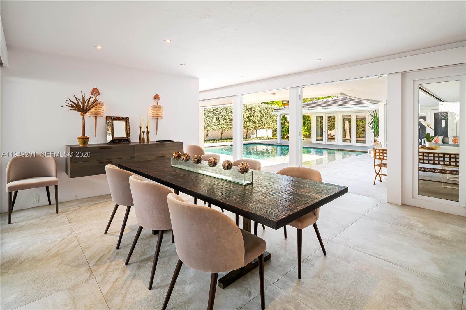 5907 Riviera Dr Coral Gables, FL 33146