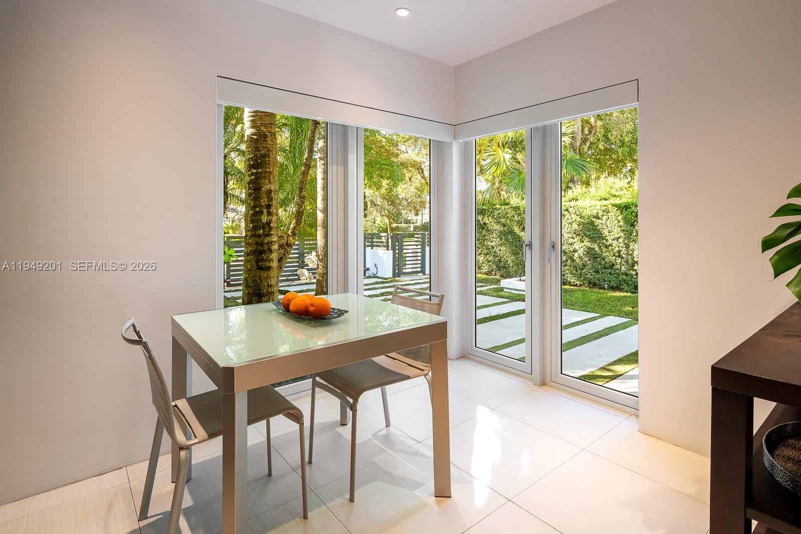 5907 Riviera Dr Coral Gables, FL 33146