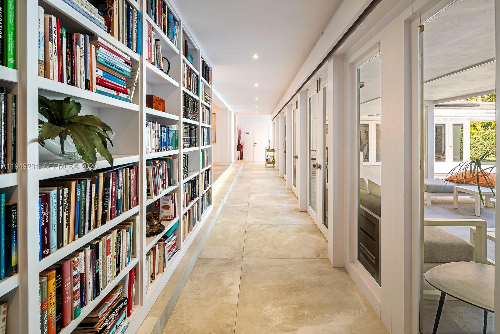 5907 Riviera Dr Coral Gables, FL 33146